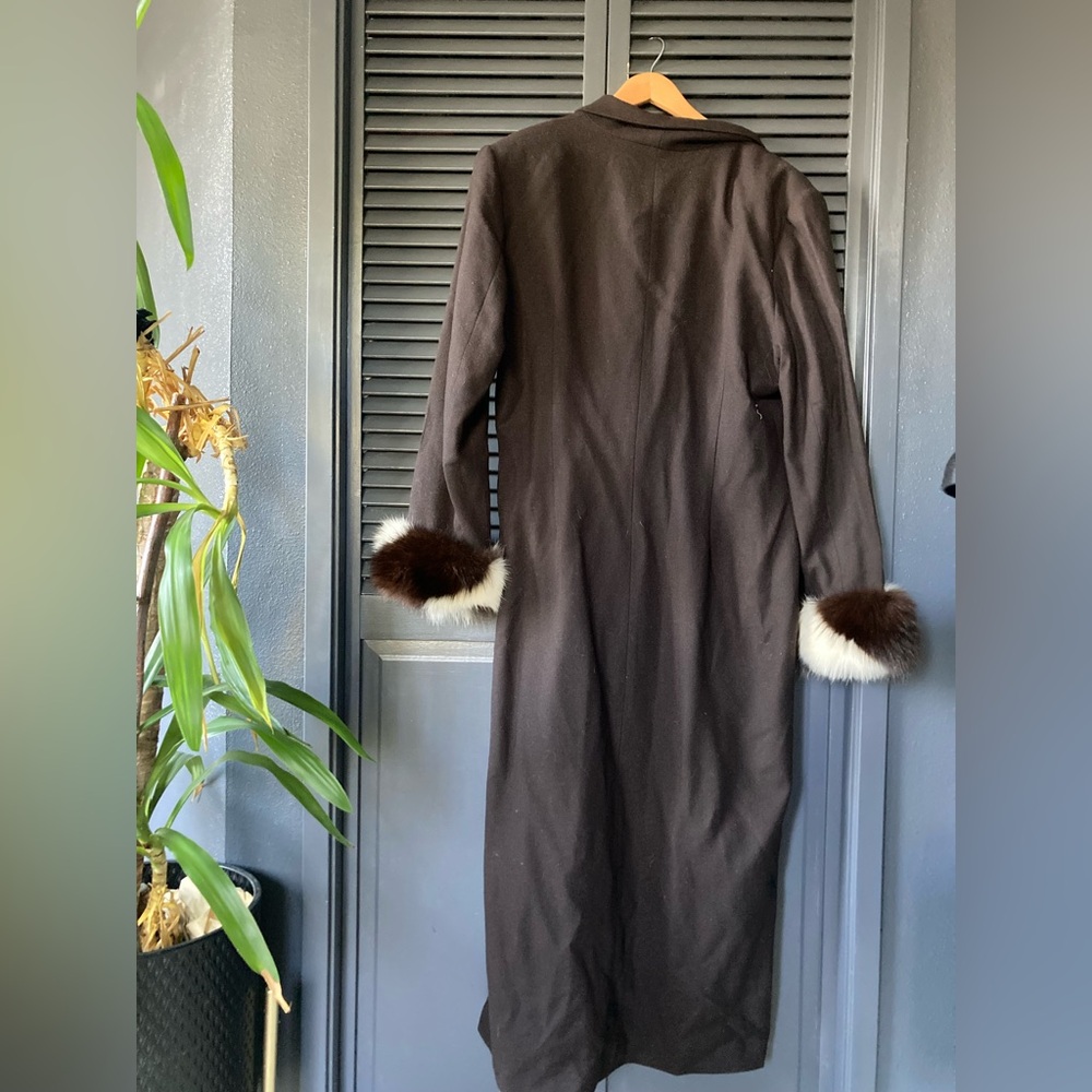 Vintage Coat dress with Fur Cuffs - Picture 3 of 13